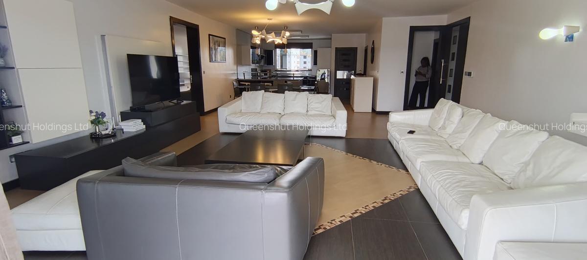 Furnished 4 Bed Apartment with En Suite in Riverside - 14