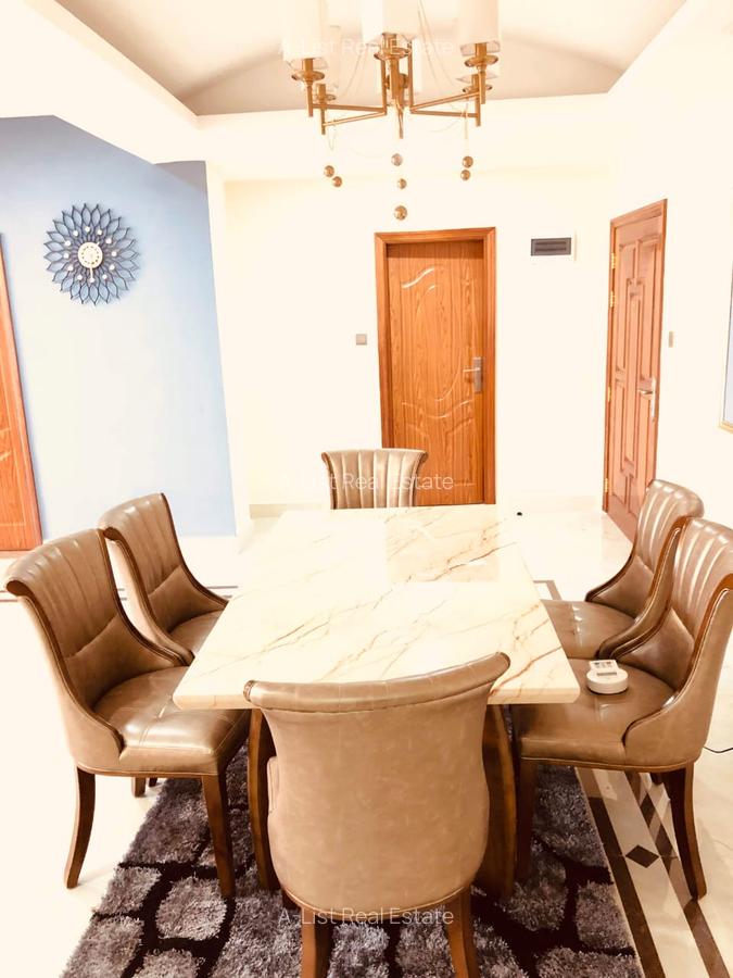 3 Bed Apartment with En Suite at Oloitoktok Road - 4