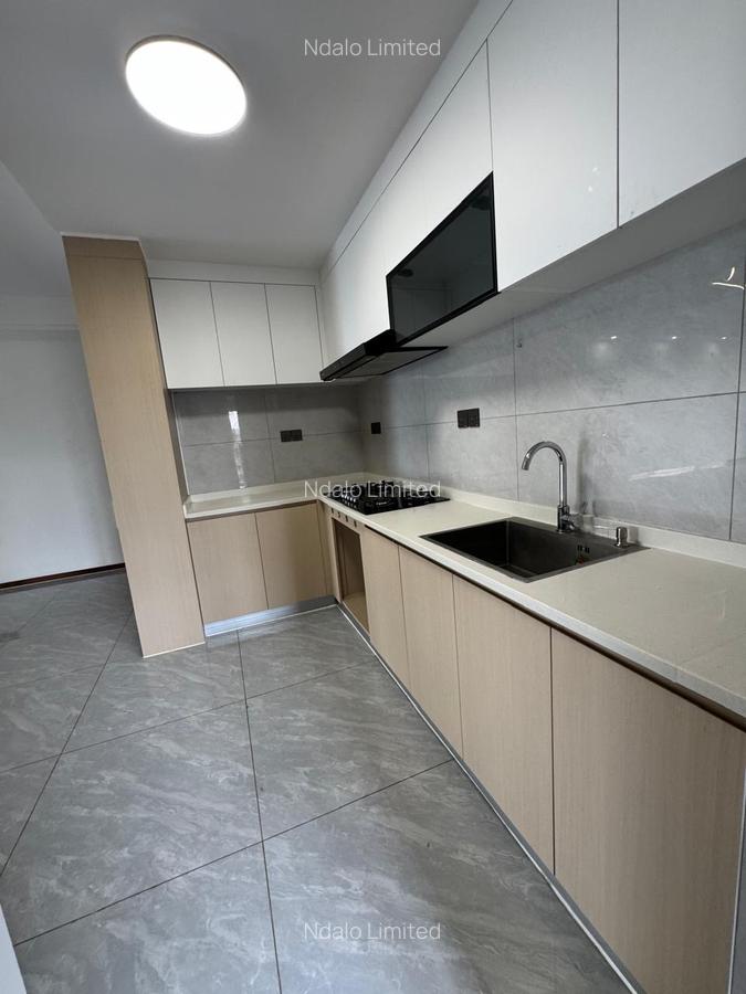3 Bed Apartment with En Suite at Riverside - 19