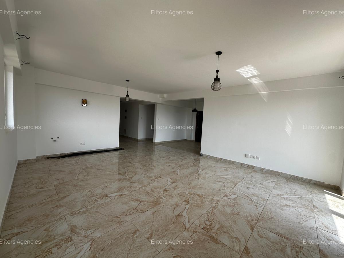 3 Bed Apartment with En Suite in General Mathenge - 7