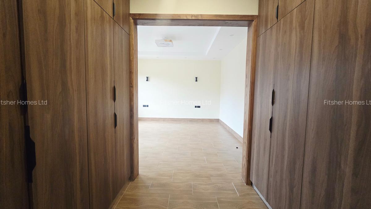 4 Bed House with En Suite in Ruaka - 20