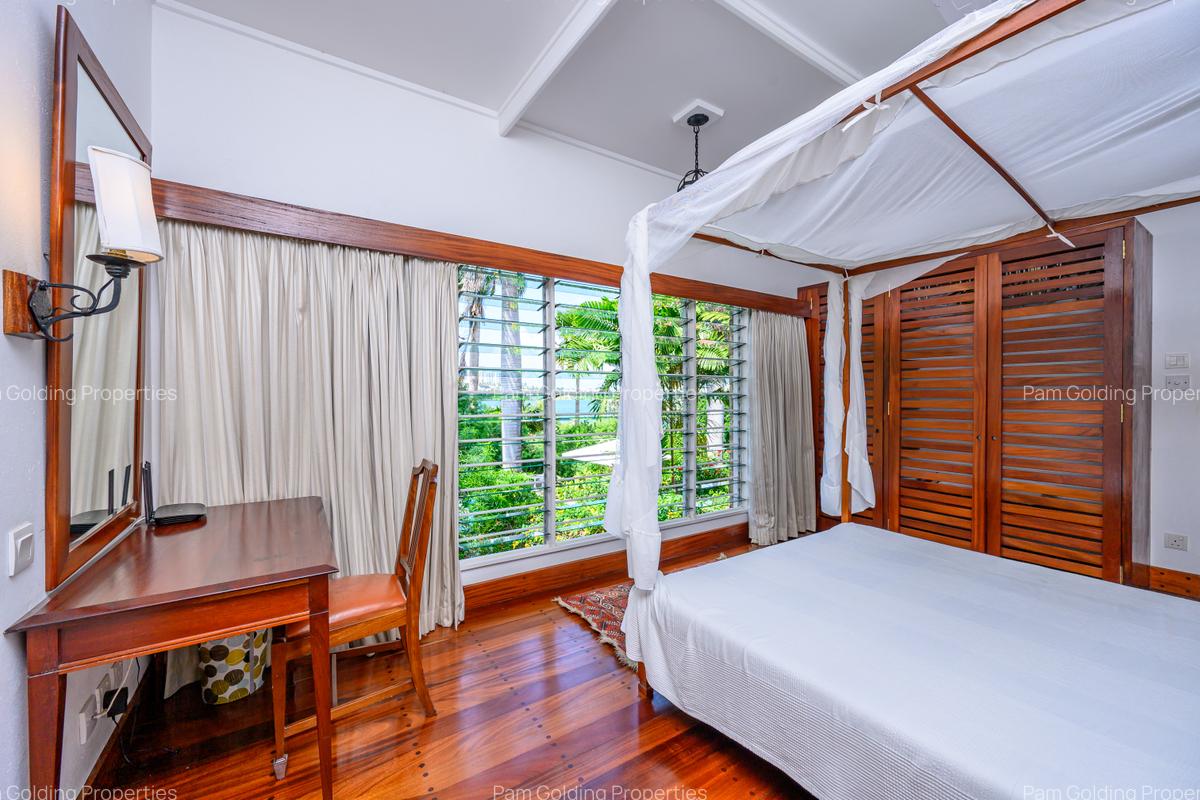 2 Bed House with En Suite at Ras Kisauni - 9