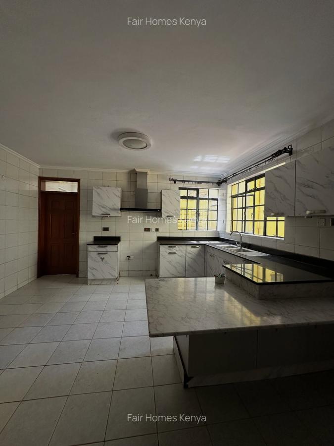 5 Bed Townhouse with En Suite at Maji Mazuri - 4