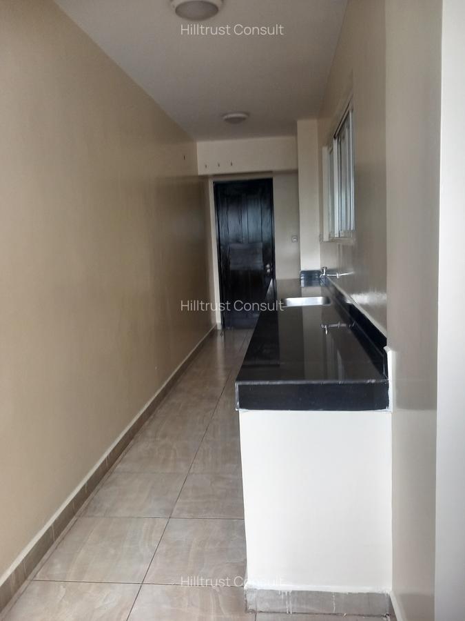 Serviced 3 Bed Apartment with En Suite in Riverside - 2