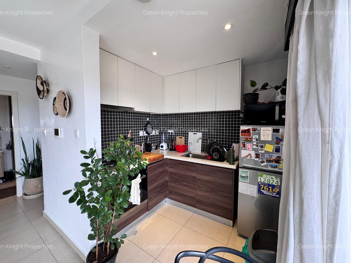 Serviced 1 Bed Apartment with En Suite in Lavington - 5