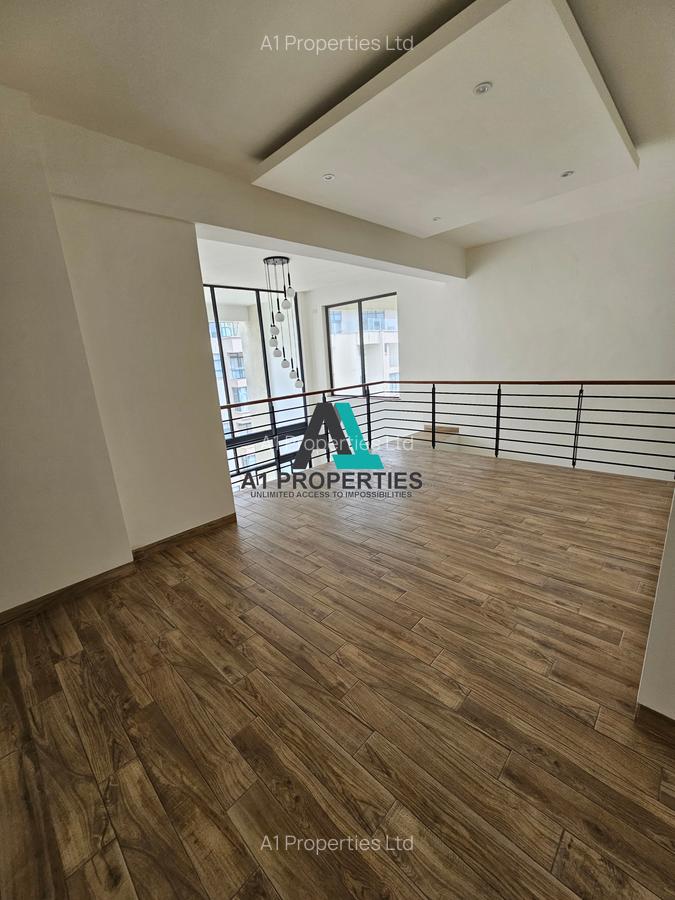 4 Bed Apartment with En Suite in Riverside - 6