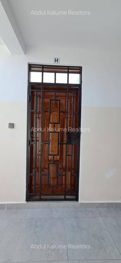 Serviced 3 Bed Apartment with En Suite at Nyali - 6