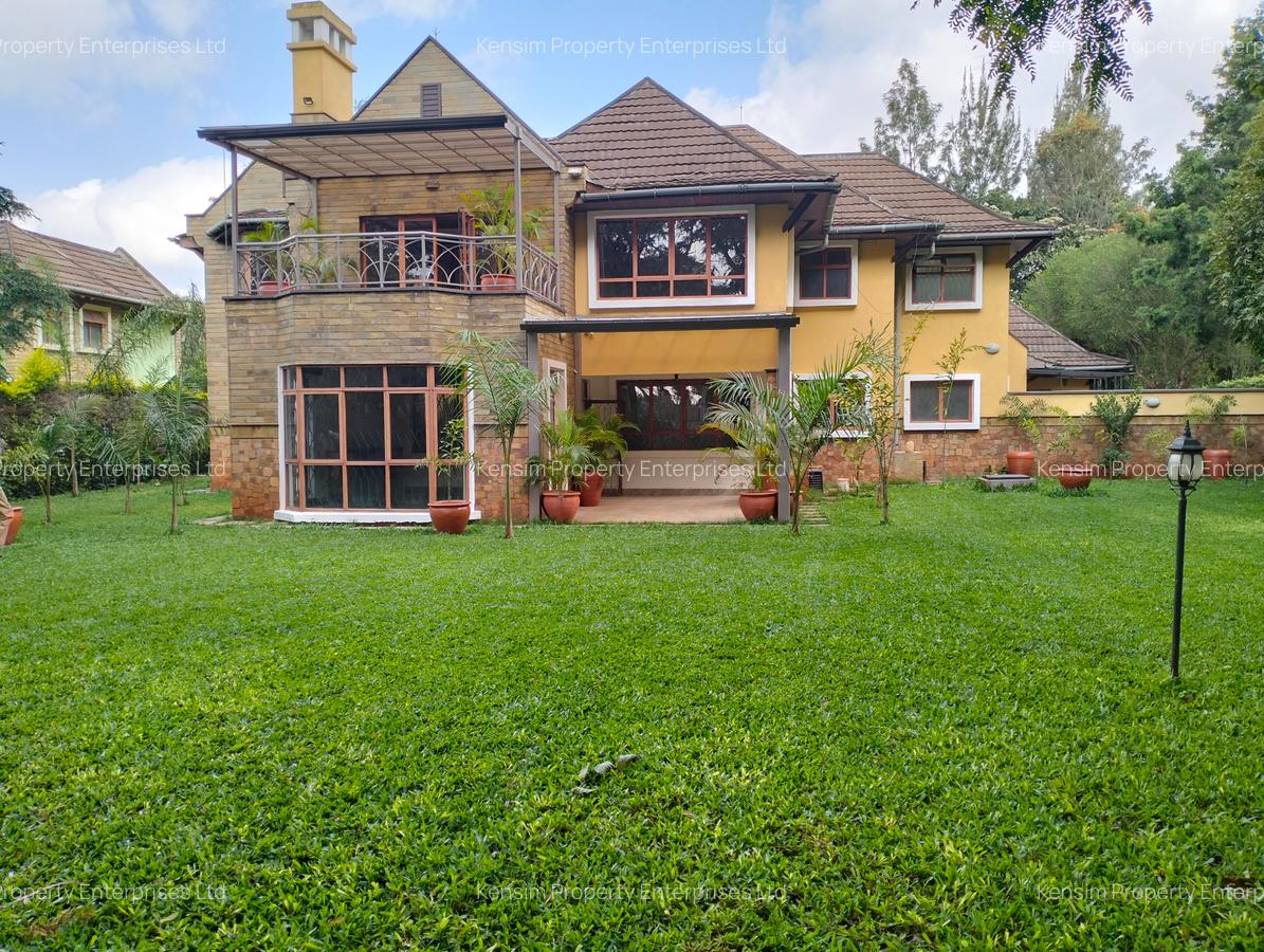 5 Bed Townhouse with En Suite in Runda - 1