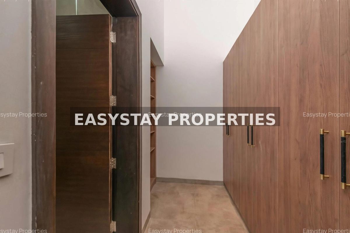 4 Bed House with En Suite in Runda - 7