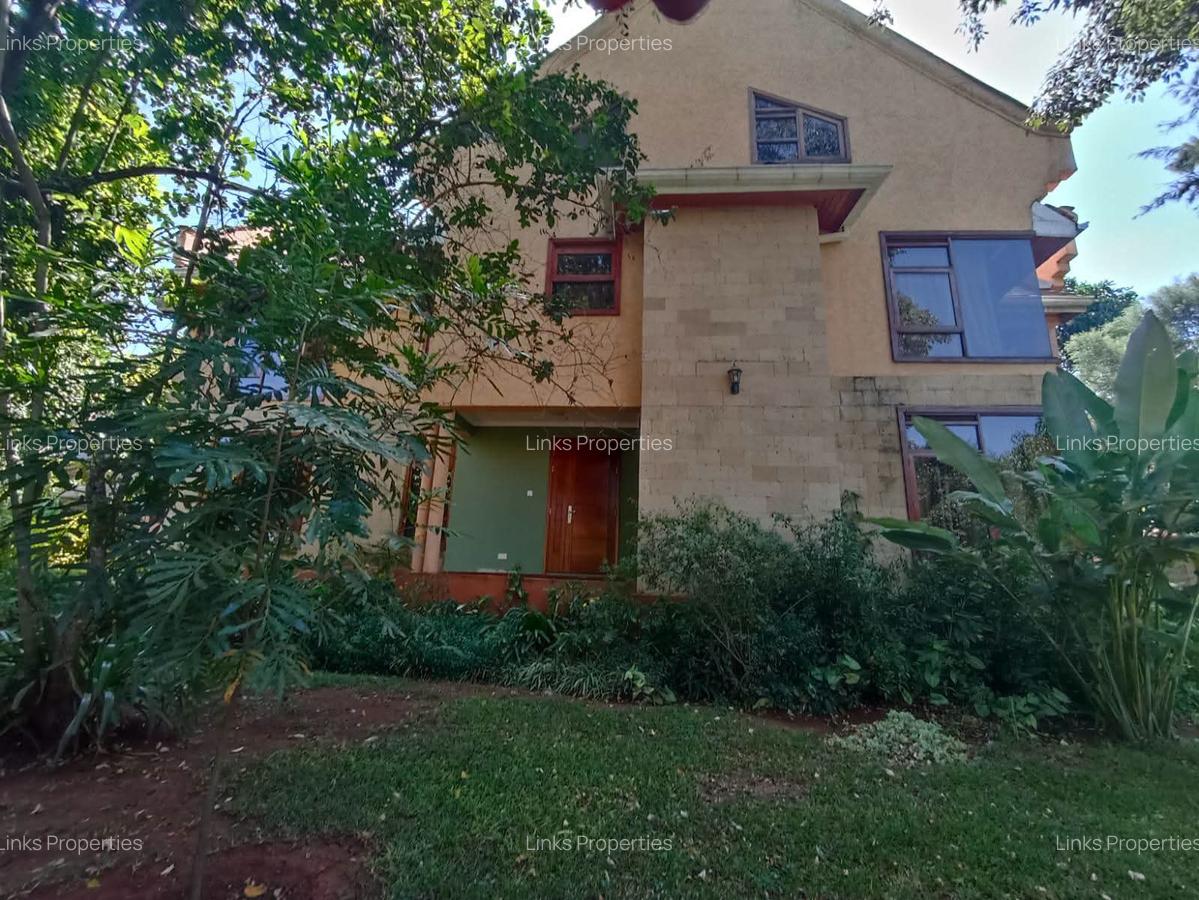 5 Bed Townhouse with En Suite at Karen - 17