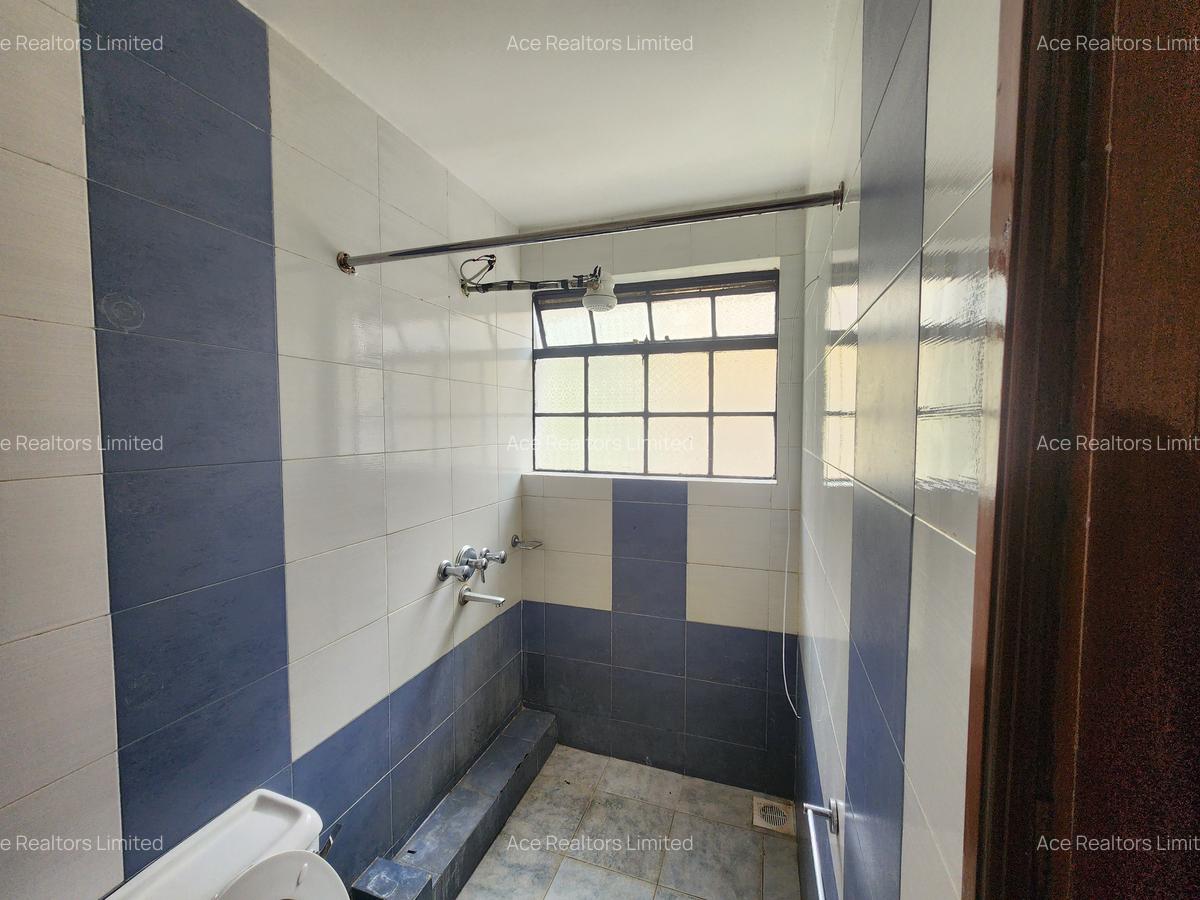 3 Bed Apartment with En Suite at Valley Arcade - 11