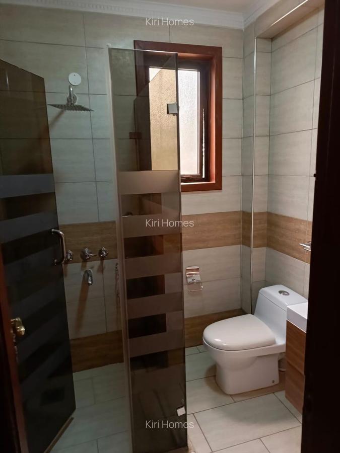 4 Bed Townhouse with En Suite in Nyari - 8