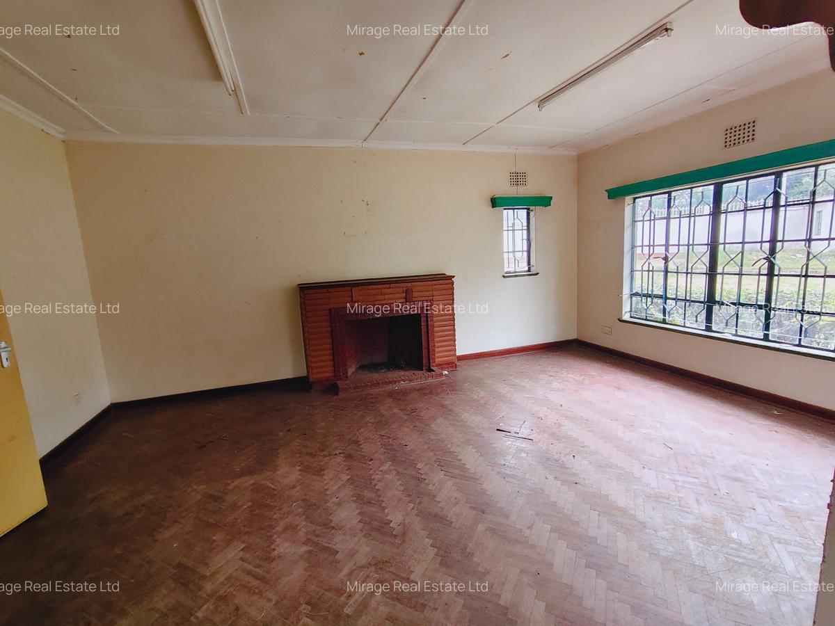 Office with Parking in Lavington - 17