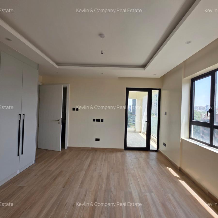 3 Bed Apartment with En Suite in General Mathenge - 16