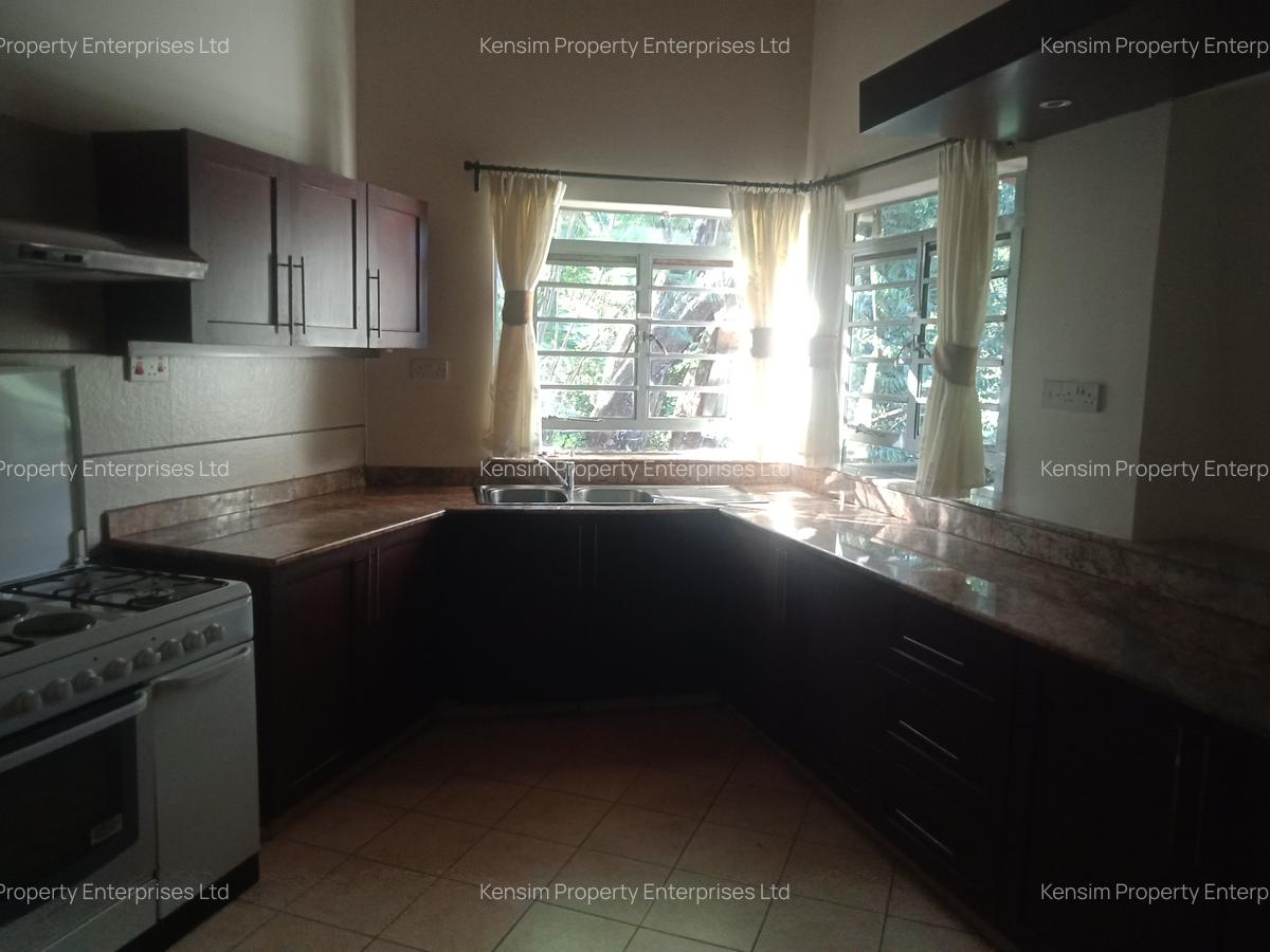 5 Bed Townhouse with En Suite in Kitisuru - 6