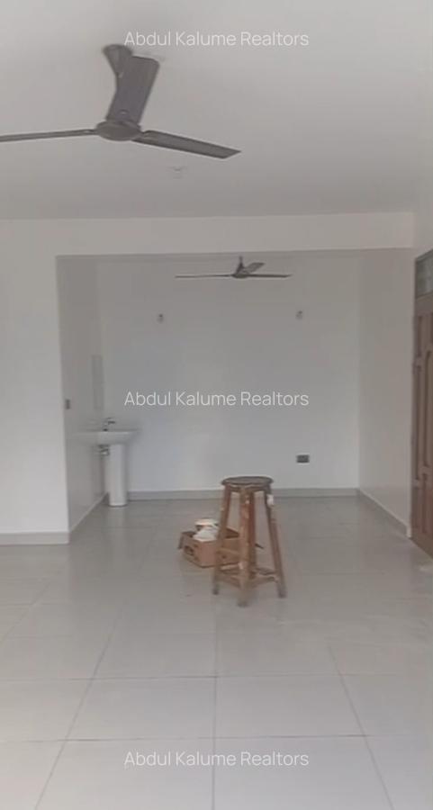 Serviced 3 Bed Apartment with En Suite at Nyali - 5
