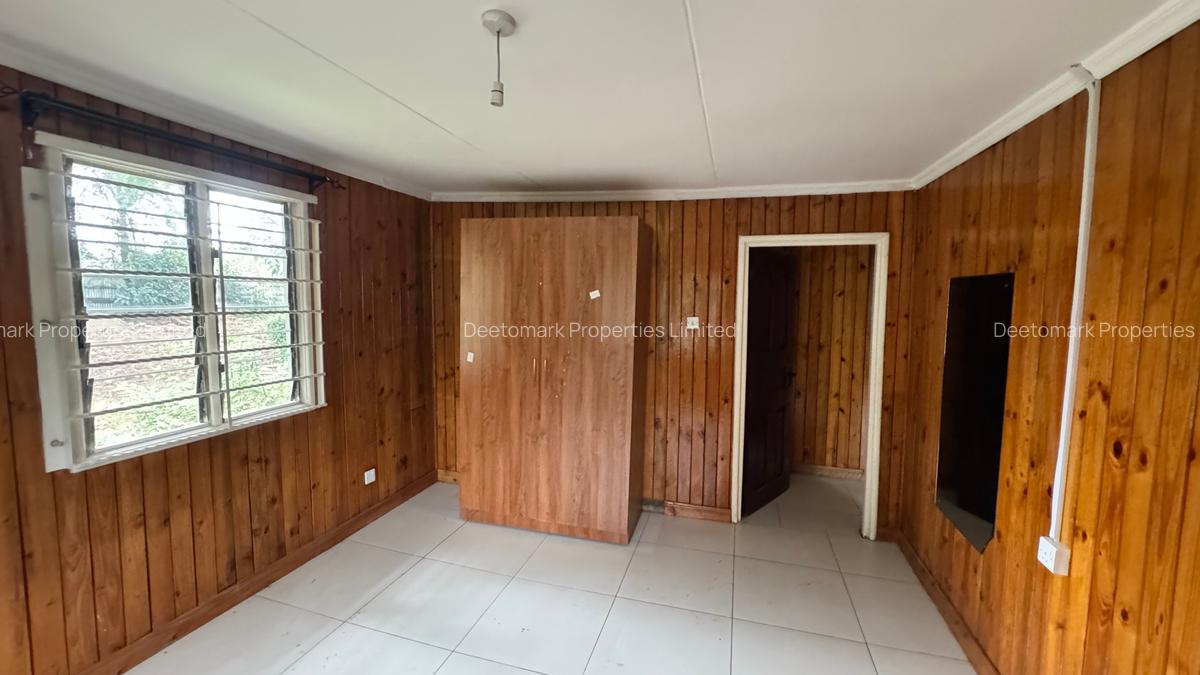 3 Bed House with En Suite at University Road - 18