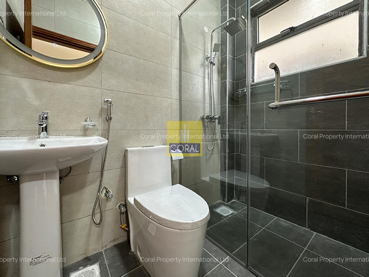 3 Bed Apartment in Kilimani - 10