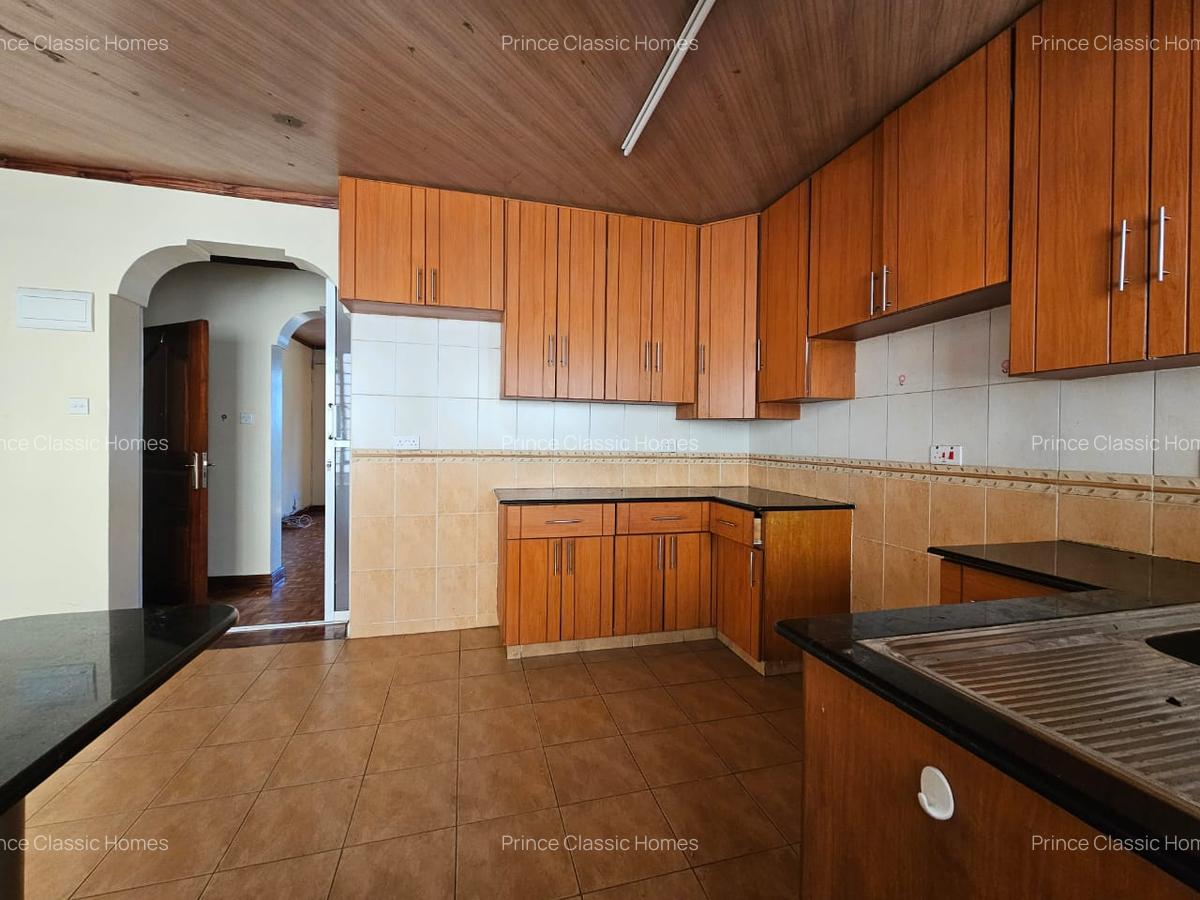 2 Bed Apartment with En Suite at Kindaruma - 5