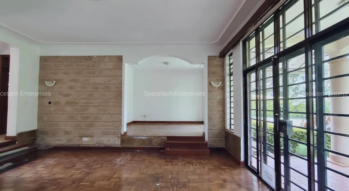 4 Bed Townhouse with En Suite in Rosslyn - 14