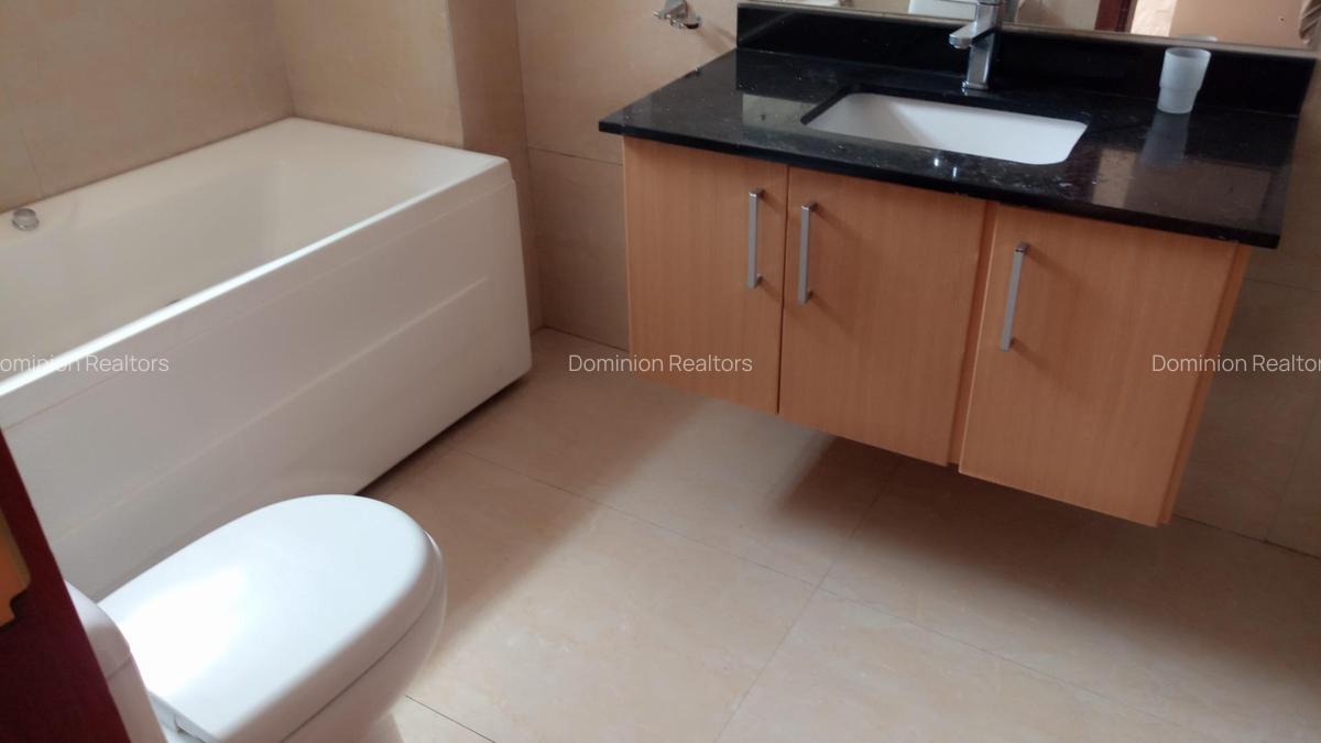 4 Bed Apartment with En Suite at Vihiga Road - 12