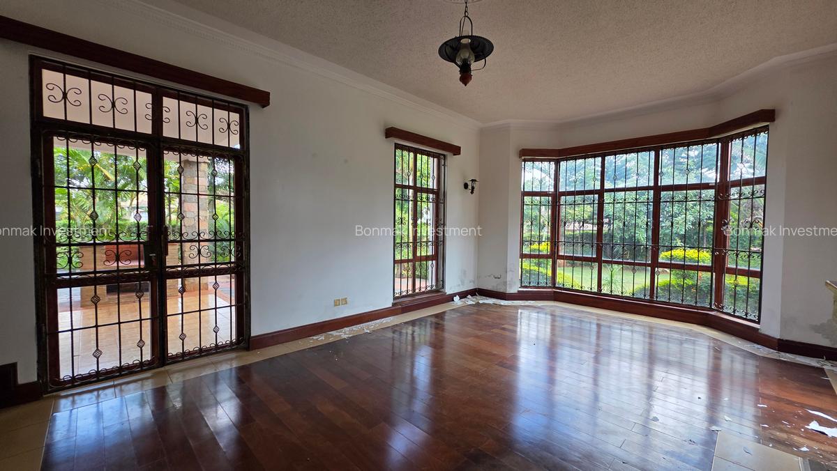 5 Bed Townhouse with En Suite at Runda Park - 7