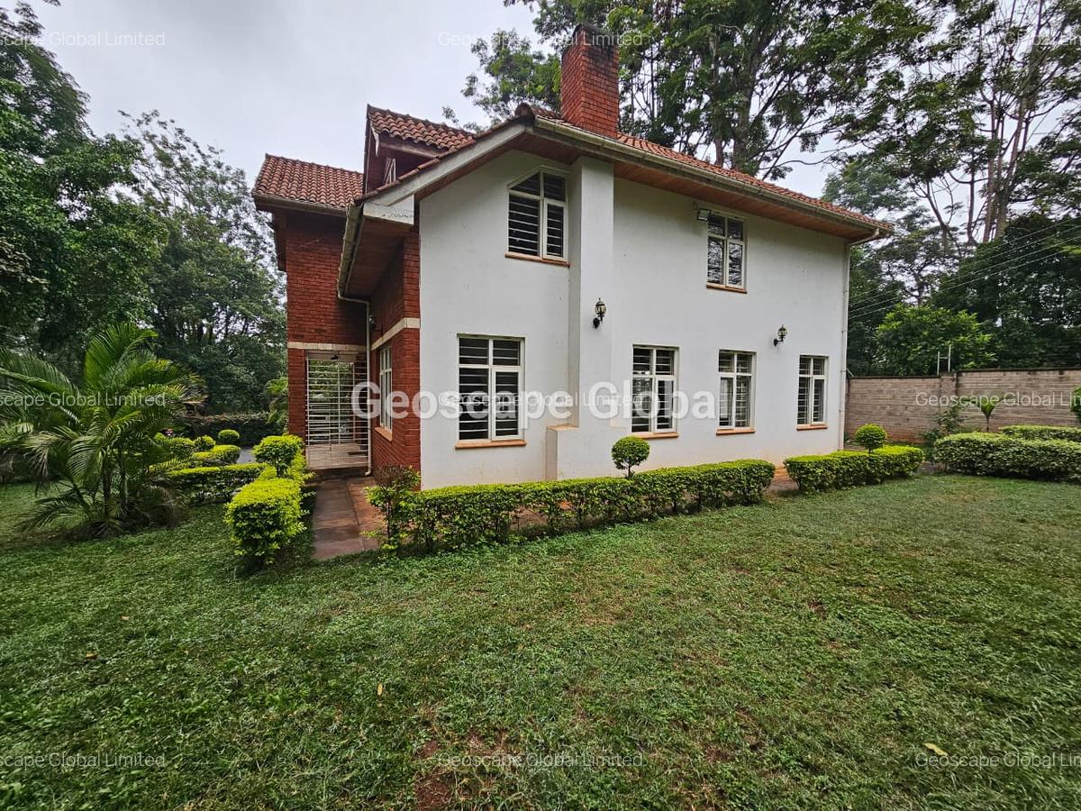 5 Bed House with En Suite in Rosslyn - 7