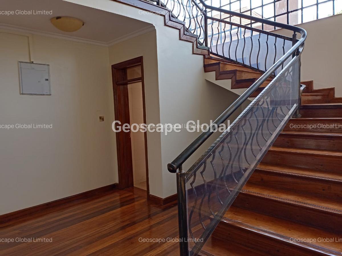 4 Bed House with En Suite in Kiambu Road - 2