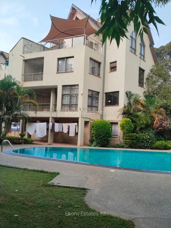 5 Bed Townhouse with En Suite in Lavington - 8