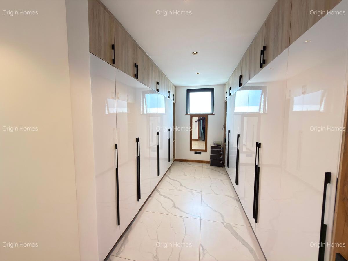 Furnished 4 Bed Apartment with En Suite at Peponi Road - 10