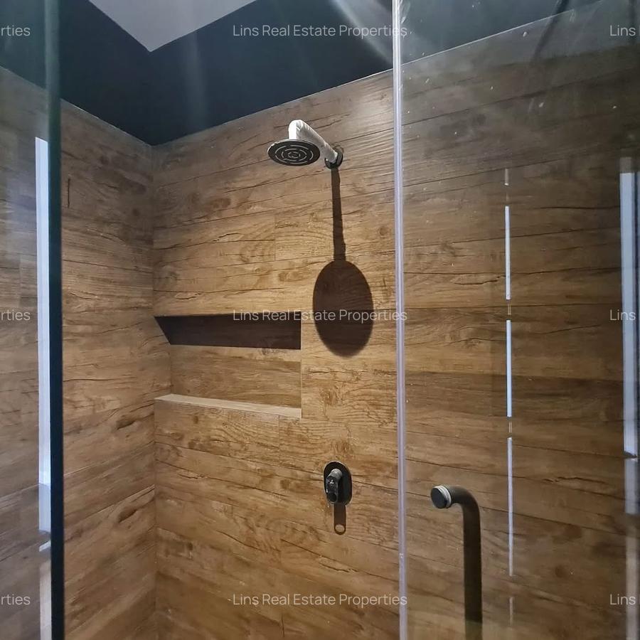 Serviced 2 Bed Apartment with En Suite in Spring Valley - 12