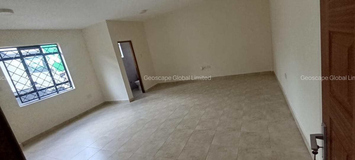 11,696 ft² Warehouse with Fibre Internet in Ruaraka - 2