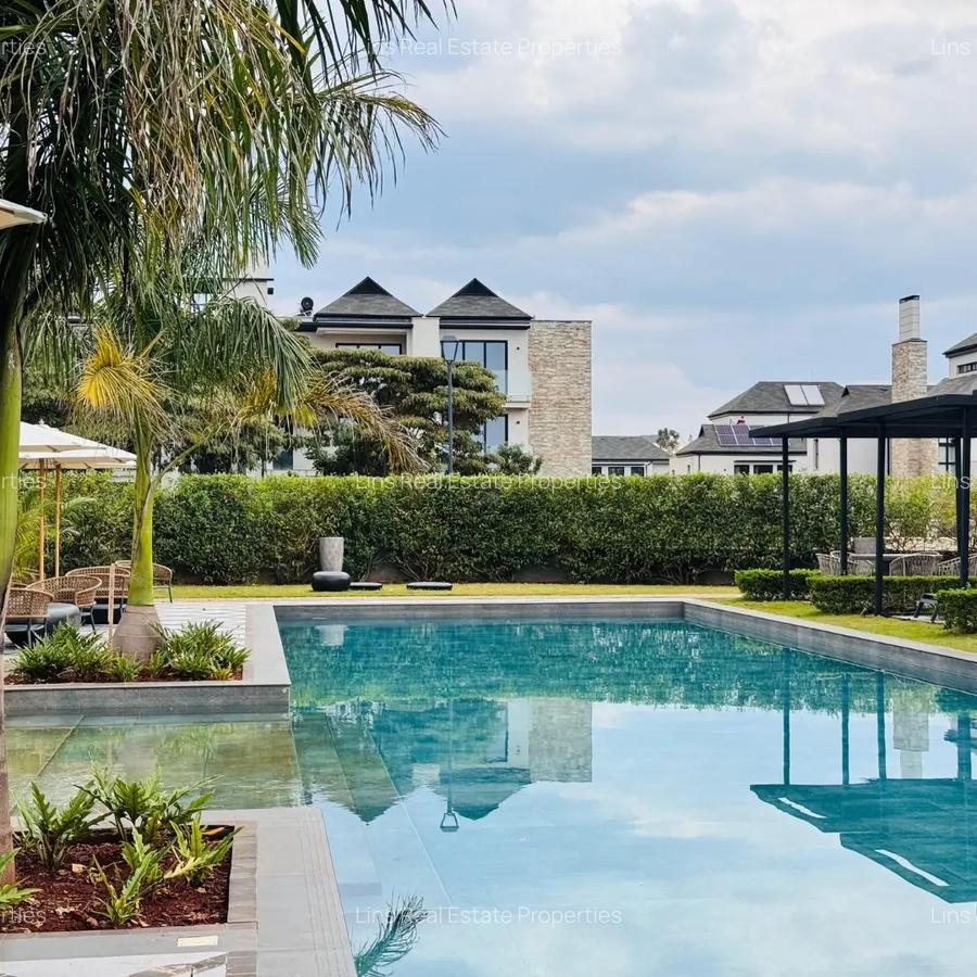 4 Bed Townhouse with En Suite in Runda - 1