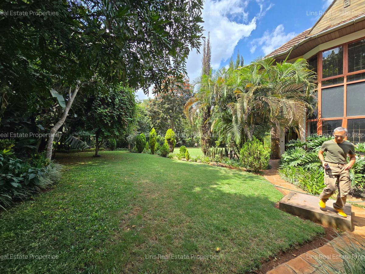 5 Bed Townhouse with En Suite in Runda - 5
