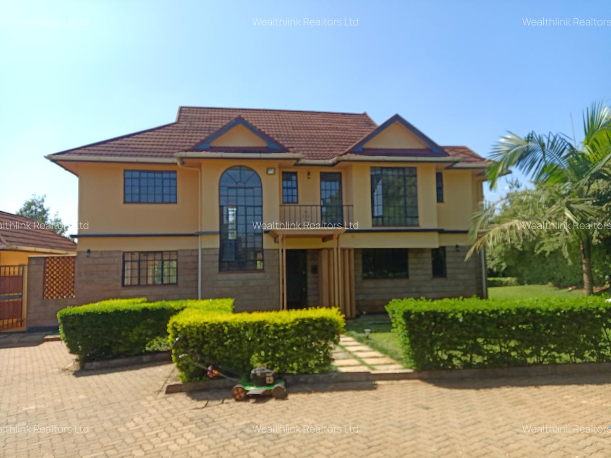 4 Bed Townhouse with En Suite at Runda - 2