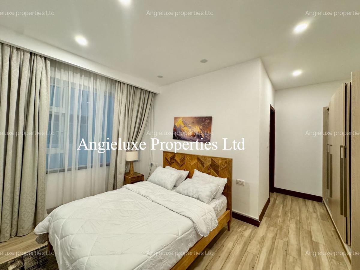 Furnished 3 Bed Apartment with En Suite at City Park Drive - 14