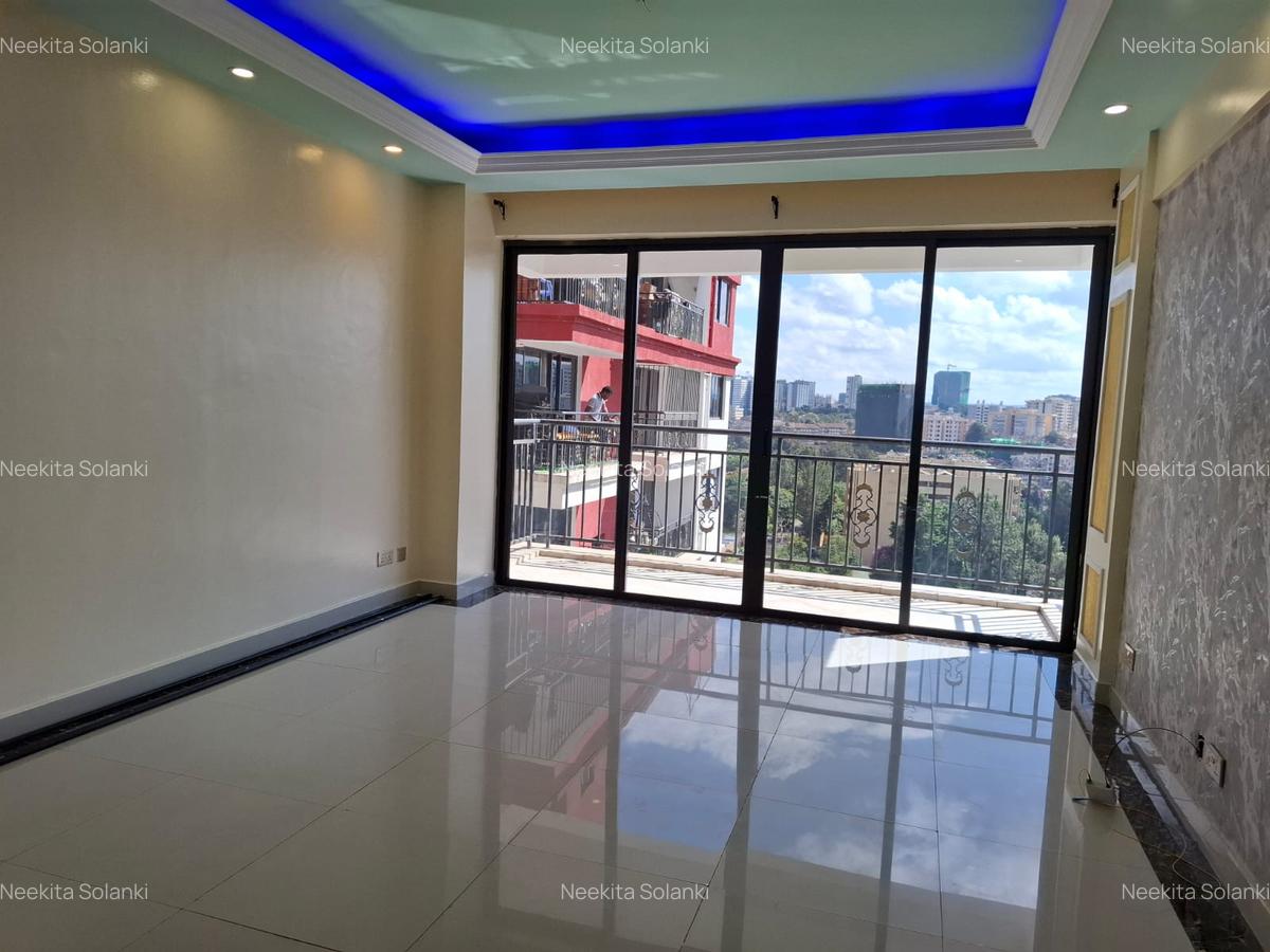 3 Bed Apartment with En Suite at Dennis Pritt Road - 7