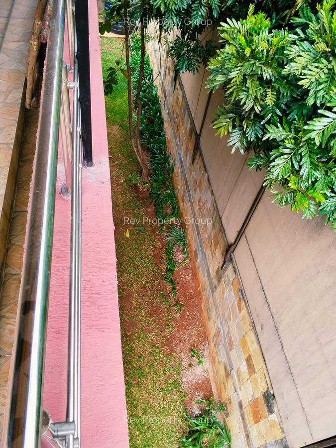 5 Bed Villa with En Suite in Lavington - 16