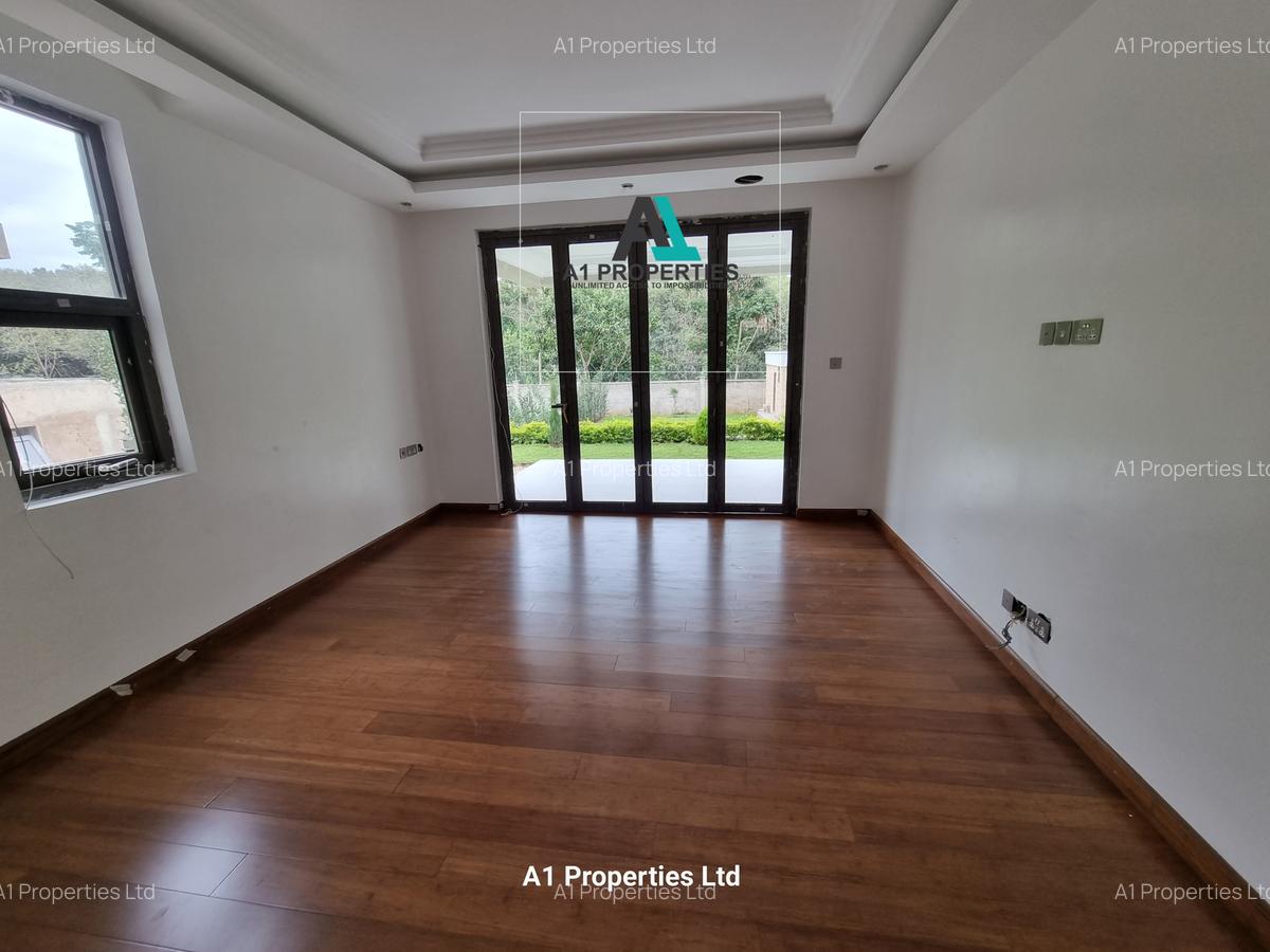 5 Bed Townhouse with En Suite in Karen - 4