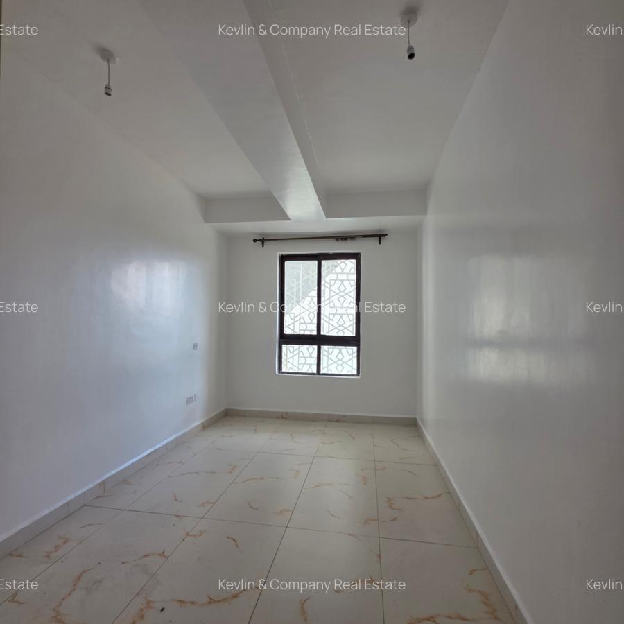 3 Bed Apartment with En Suite in Parklands - 2