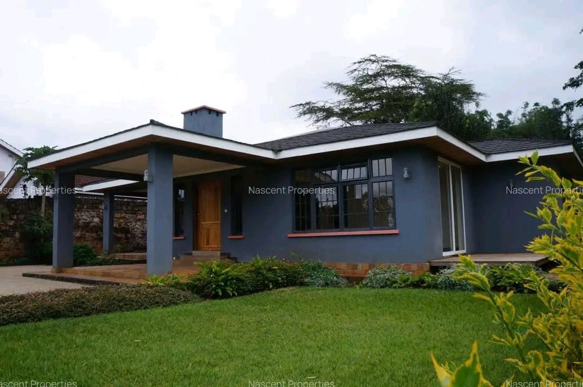 3 Bed House with En Suite in Nyari - 1