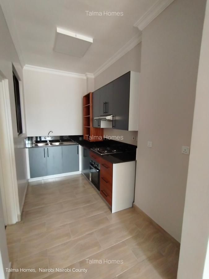 1 Bed Apartment with En Suite at Off Rhapta Road - 2