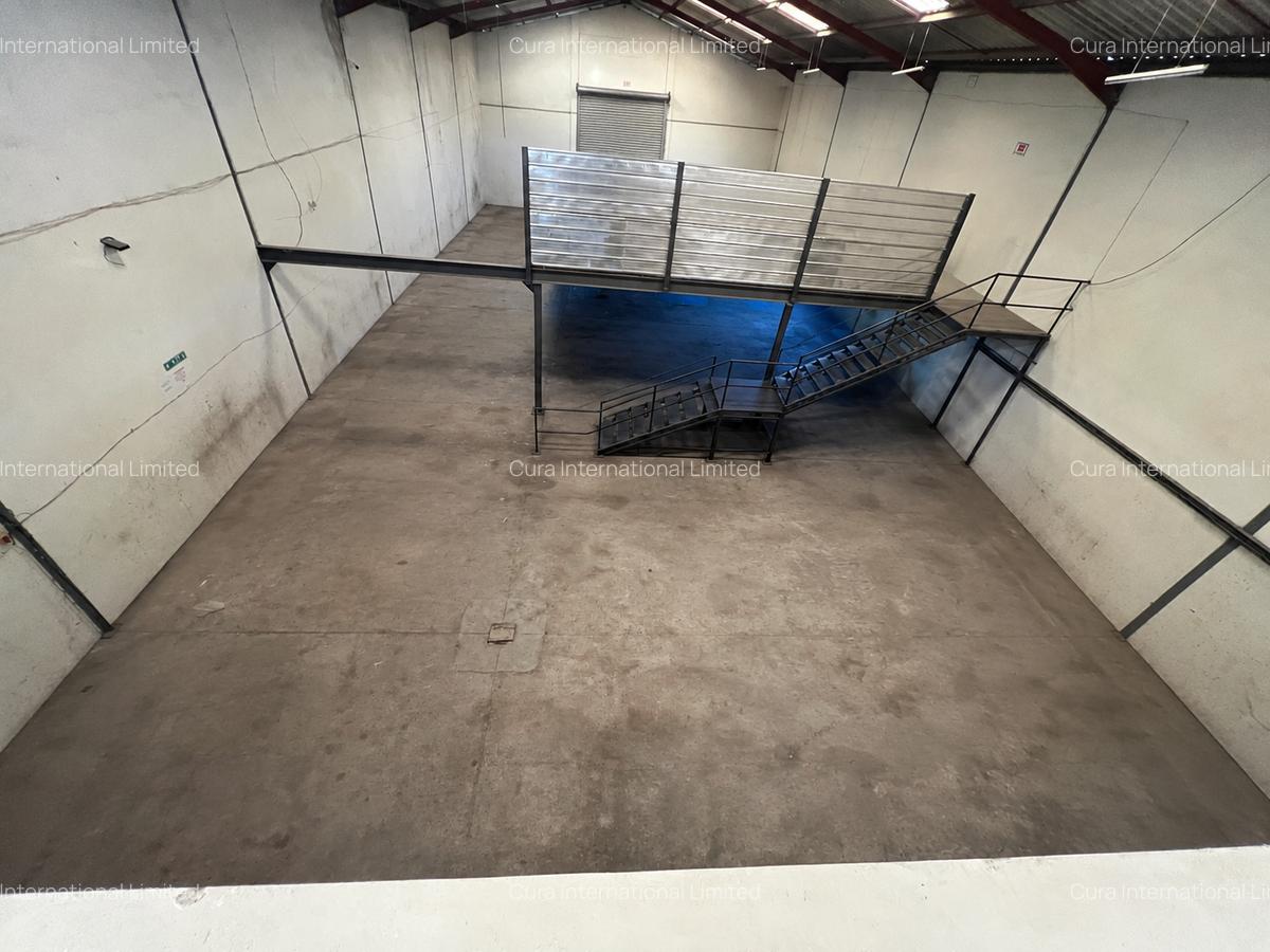 10,652 ft² Warehouse in Industrial Area - 2
