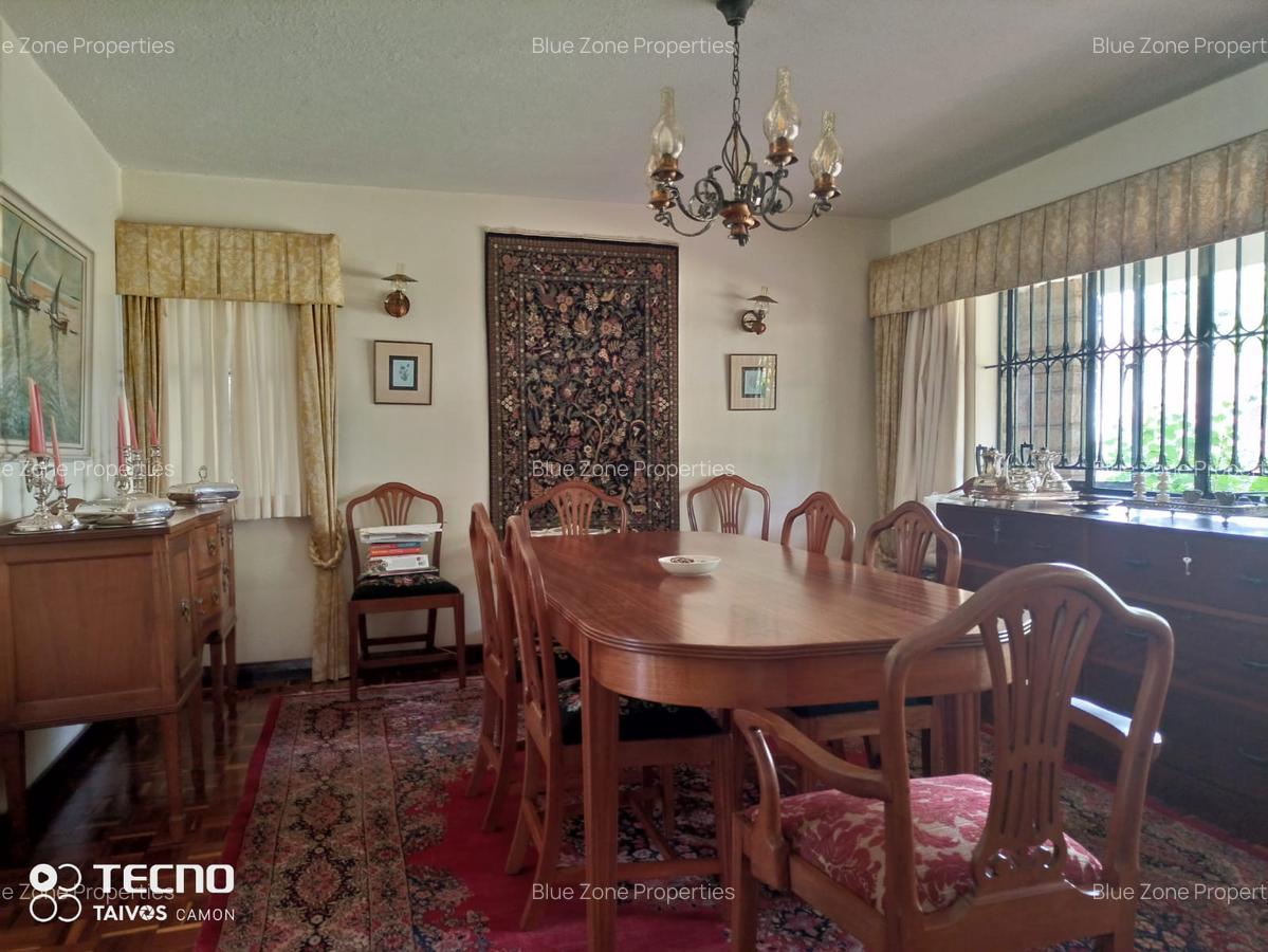 5 Bed House with En Suite at Off Un Avenue - 9