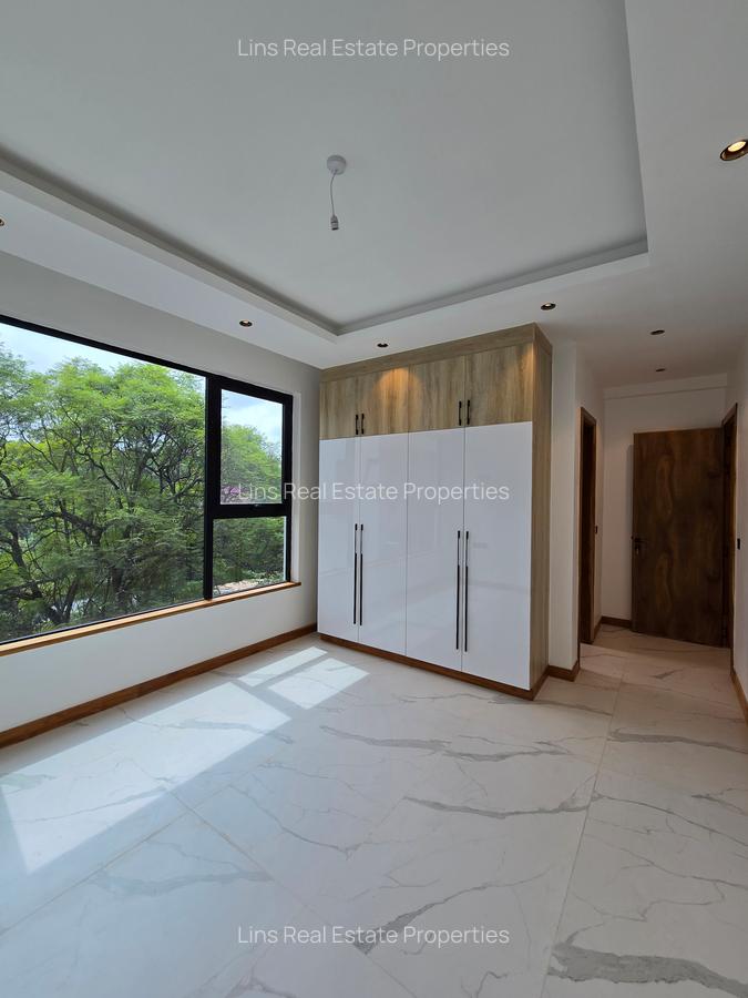 2 Bed Apartment with En Suite in Spring Valley - 14