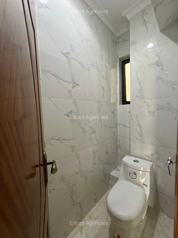 2 Bed Apartment with En Suite at School Lane - 13