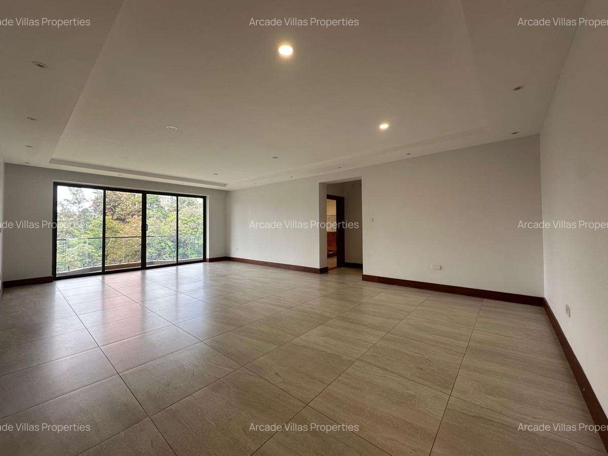 3 Bed Apartment with En Suite in Westlands Area - 2