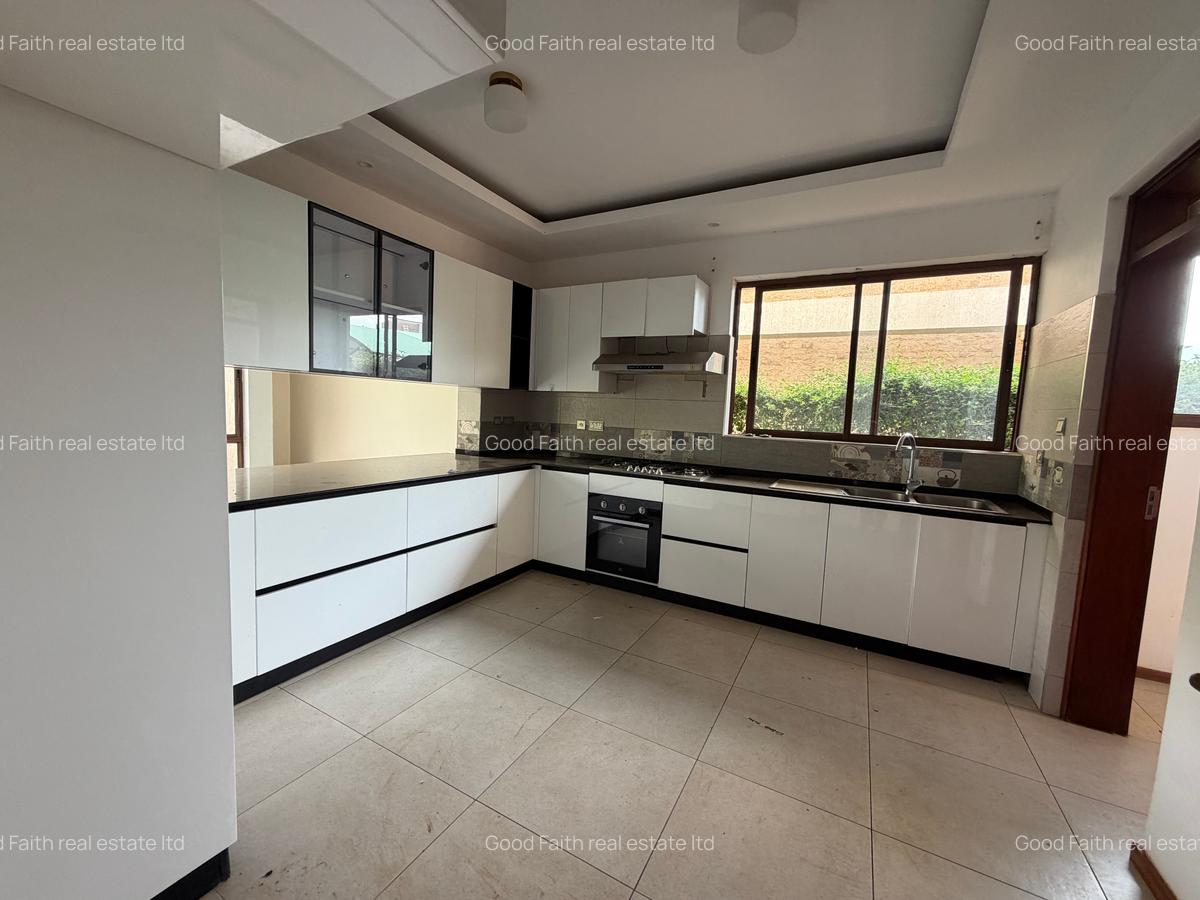 4 Bed Villa with En Suite in Kiambu Road - 5