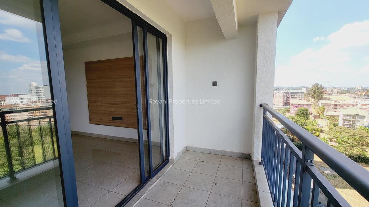 2 Bed Apartment with En Suite in Ruaka - 3
