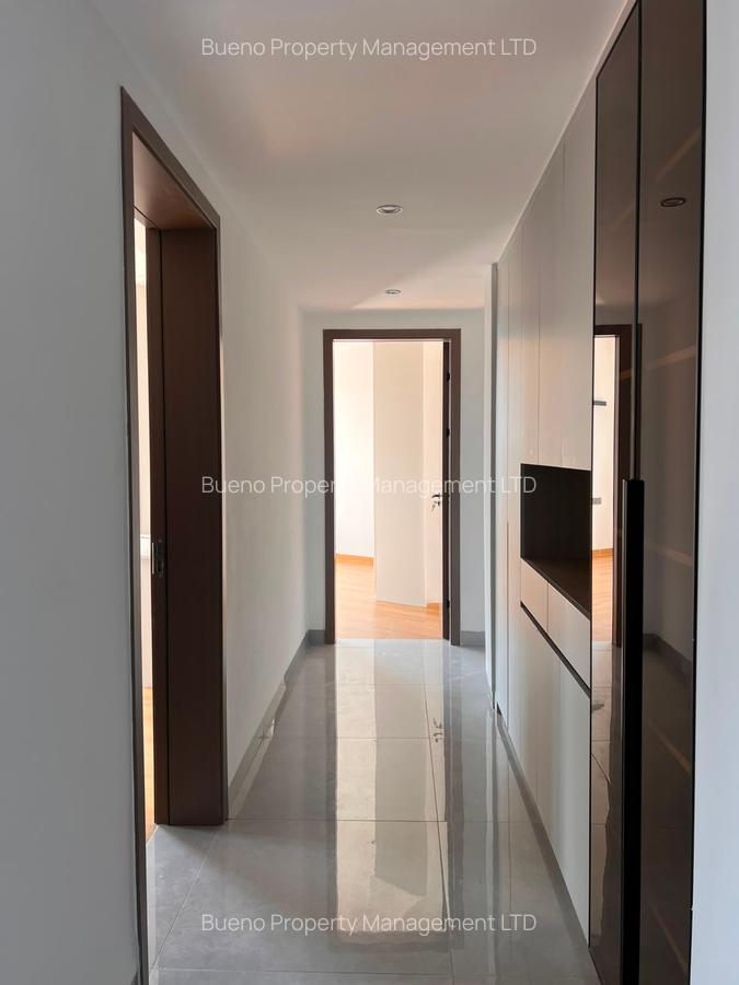 3 Bed Apartment with Gym in Kilimani - 4